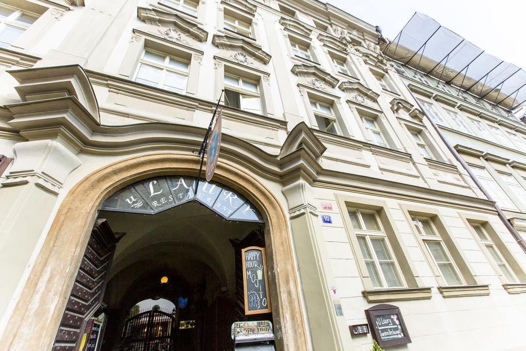 Friday Songs Apartment Praga Exterior foto