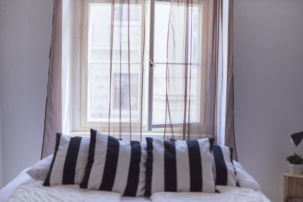 Friday Songs Apartment Praga Exterior foto