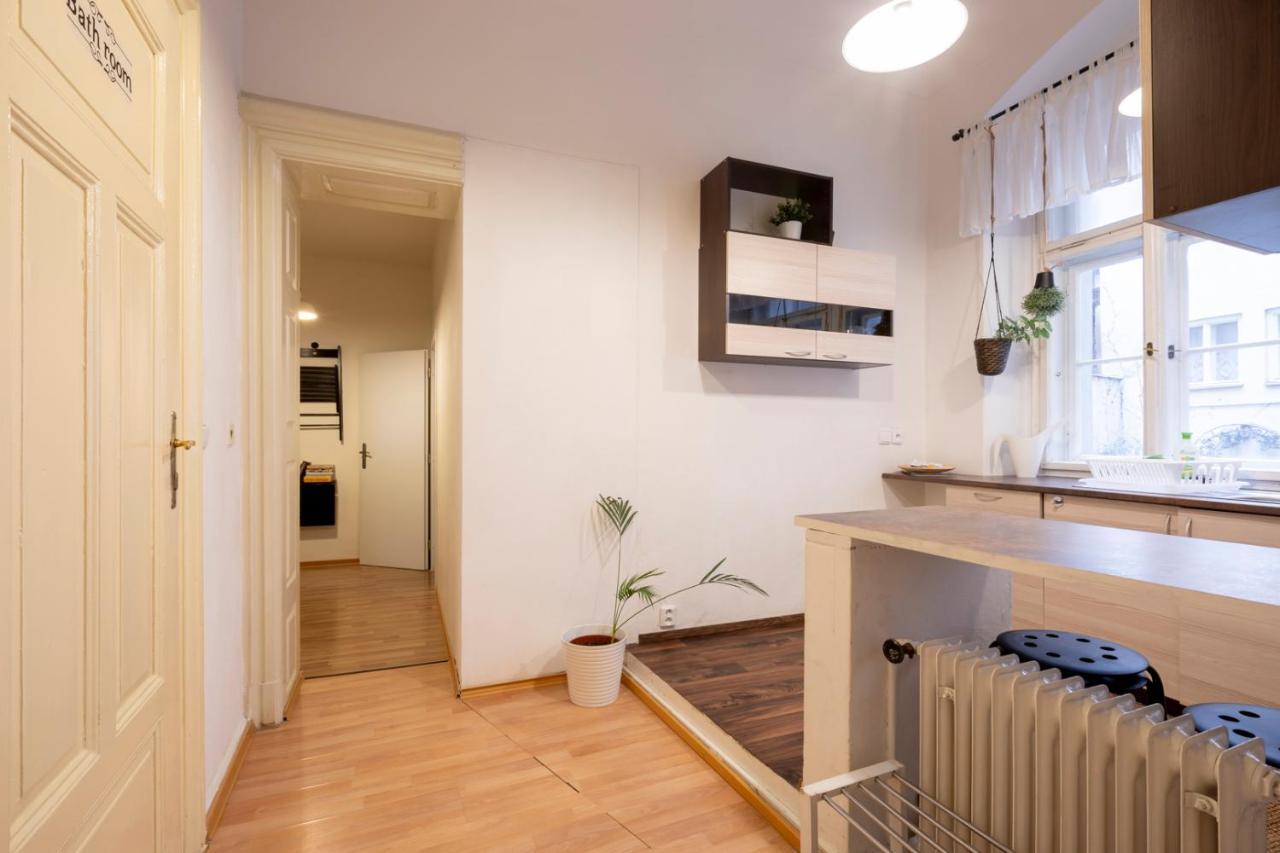 Friday Songs Apartment Praga Exterior foto